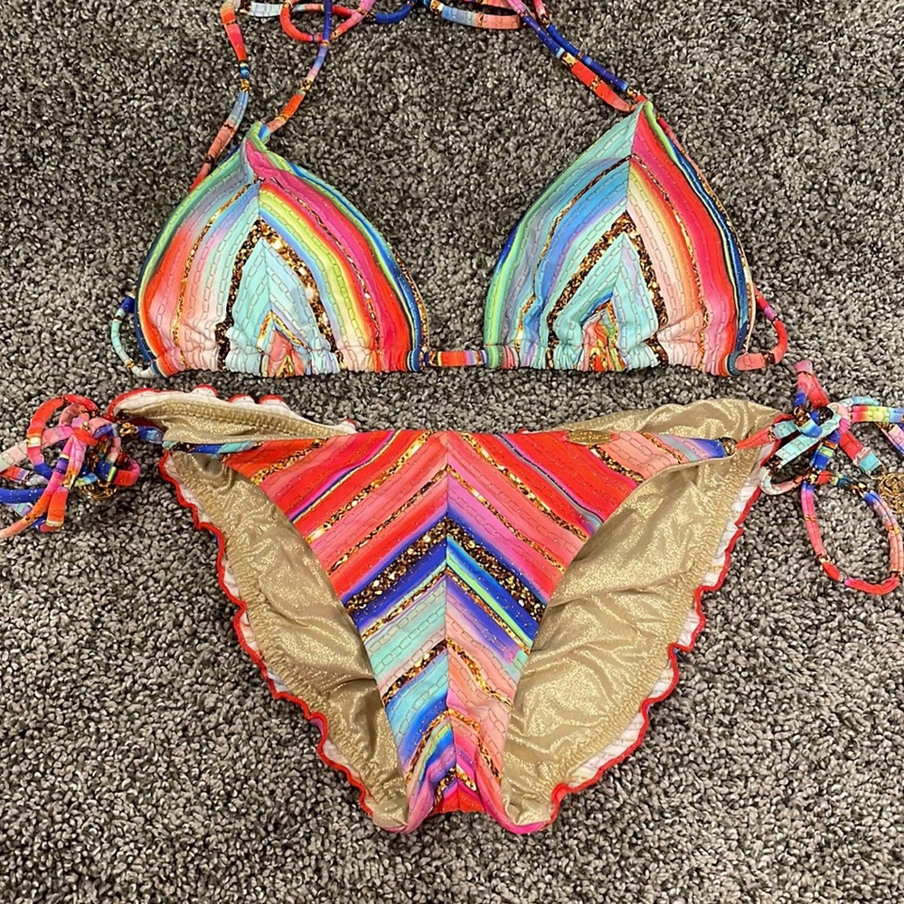 Luli Fama Bellamar Bikini